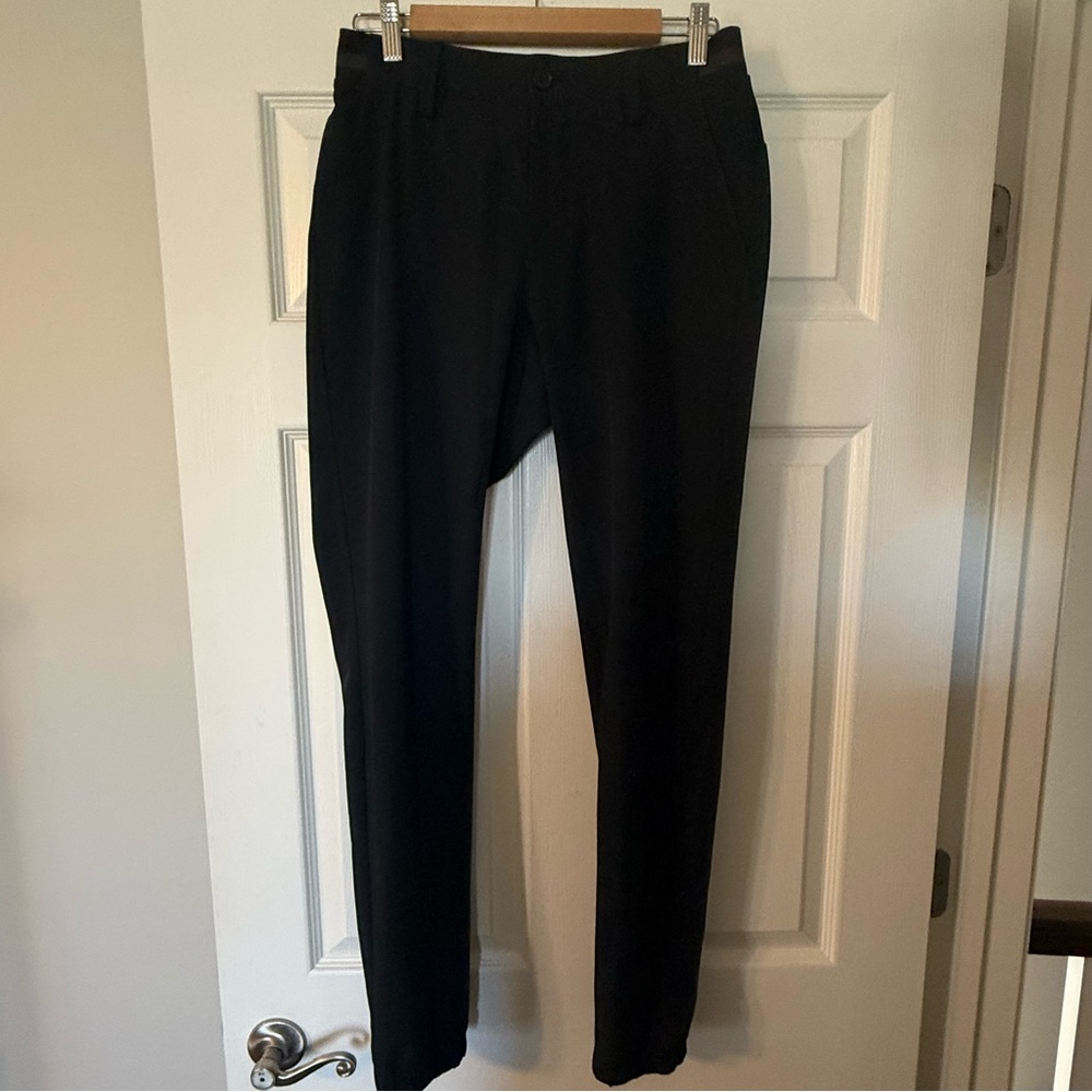 UA Men's Black Jogger Pants - Picture 3 of 10
